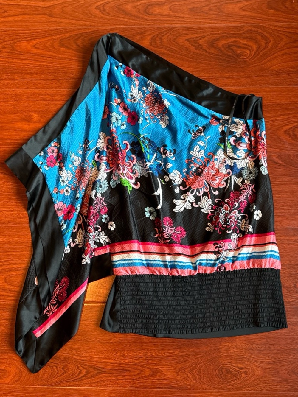bebe 100% Silk Embellished Floral Top Blouse No Size Tag